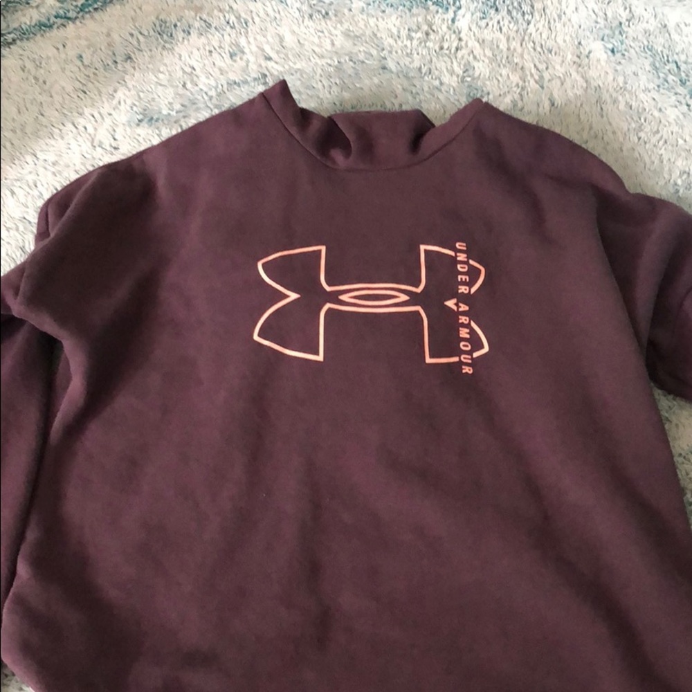 Size Medium Under Armour Hoodie